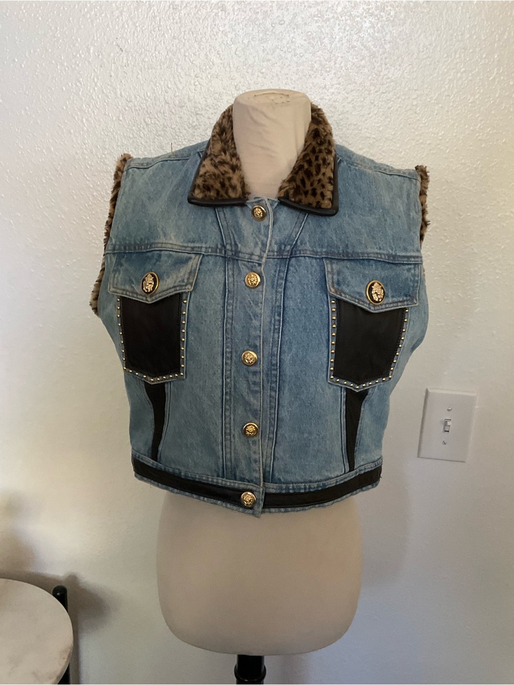 Vintage St. Maarten Vest Womens Small Denim Leopard Faux Fur Lined Biker Studded